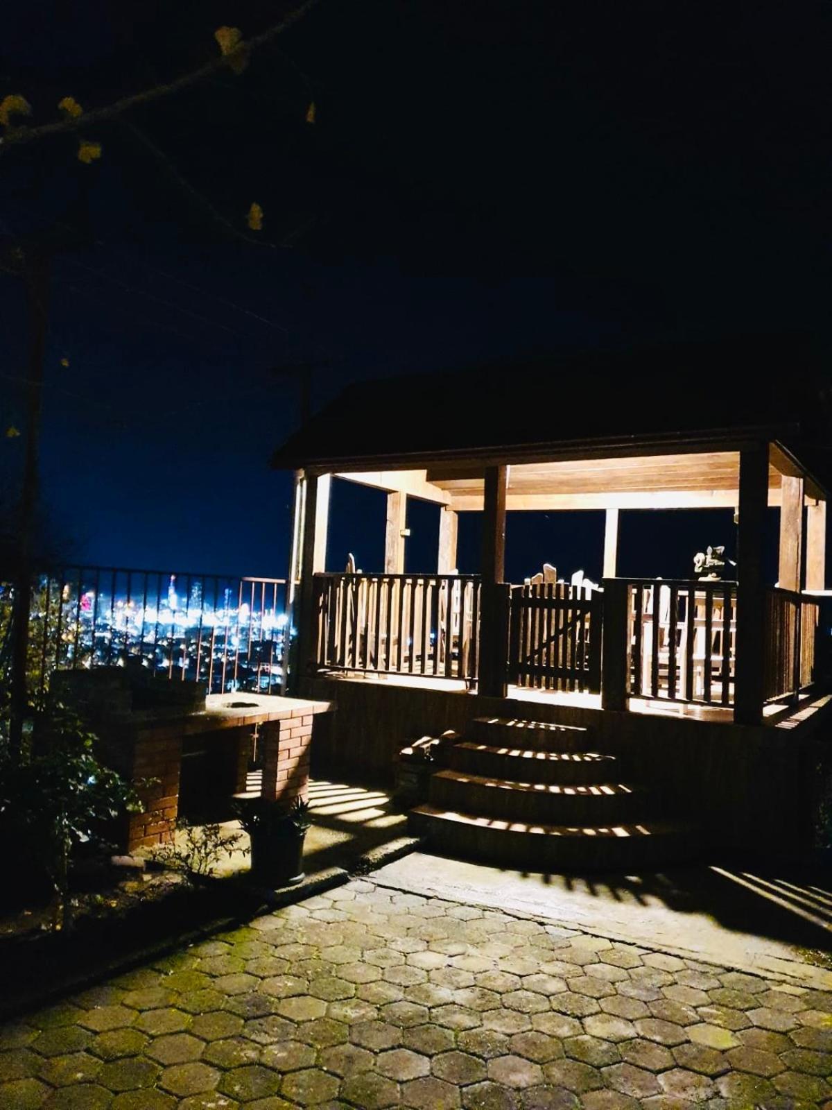 Gt House Batumi酒店 外观 照片